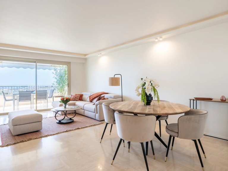 Apartment for Sale in Cannes, Cannes Area 3