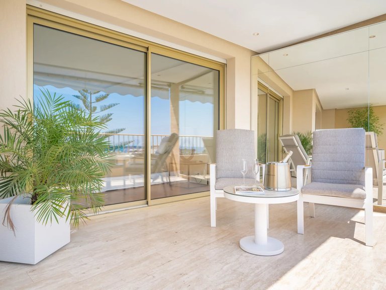 Apartment for Sale in Cannes, Cannes Area 5