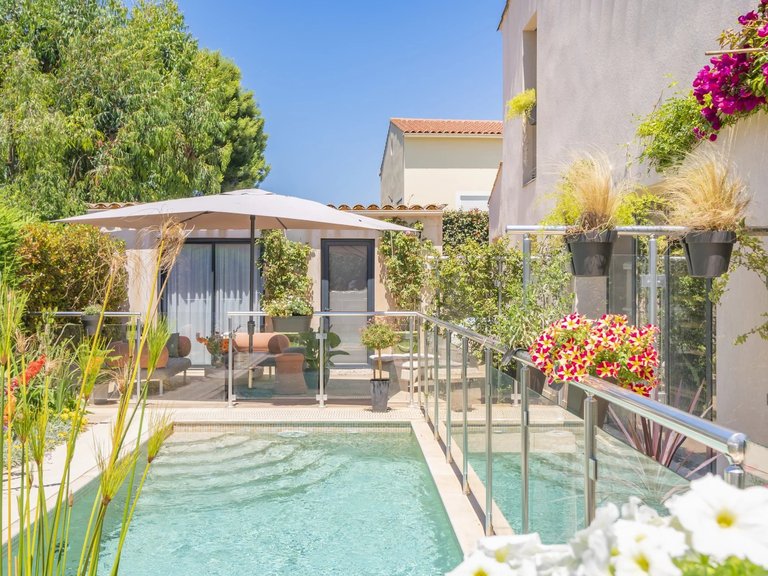Villa for Sale in Antibes, Antibes Area 1