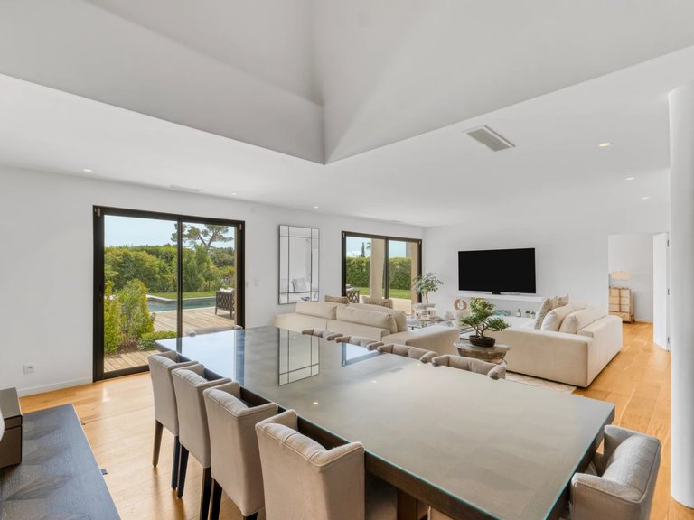 Villa for Sale in Le Cannet, Cannes Area 9