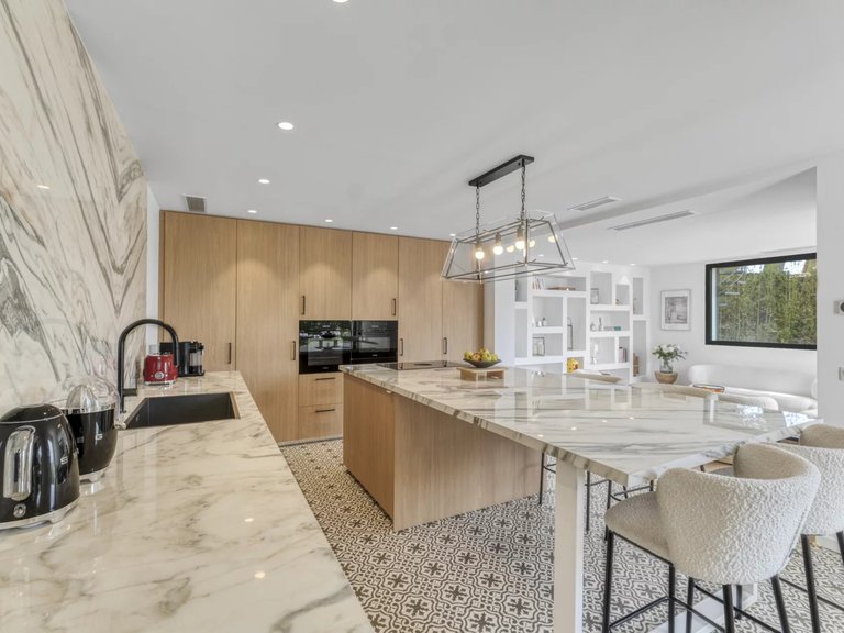 Villa for Sale in Le Cannet, Cannes Area 10