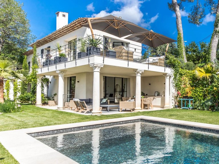 Villa for Sale in Le Cannet, Cannes Area 1