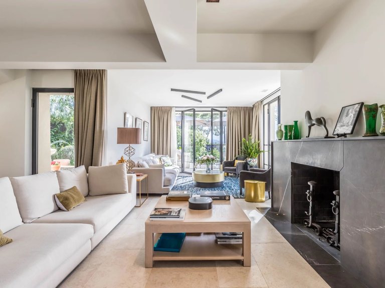 Villa for Sale in Le Cannet, Cannes Area 5