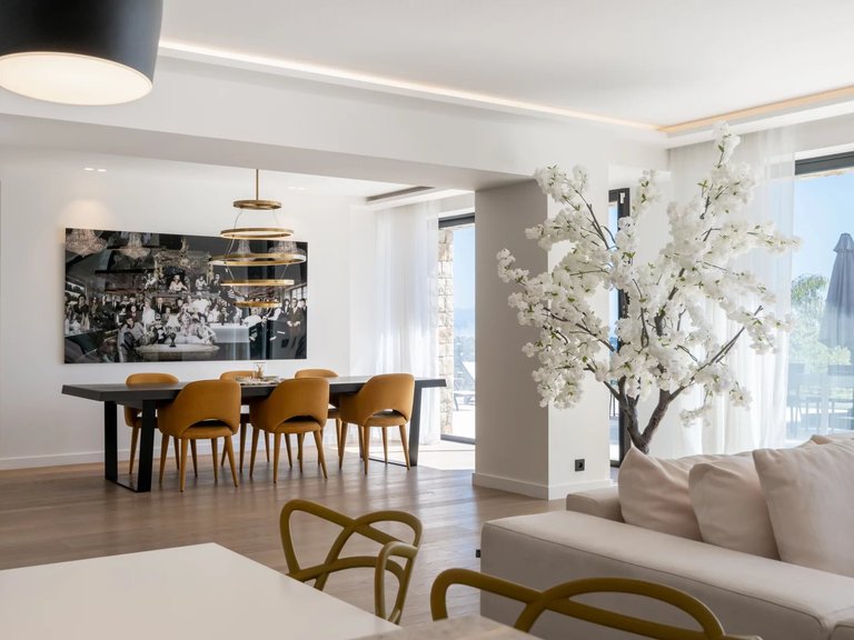 Villa for Sale in Cannes, Cannes Area 9
