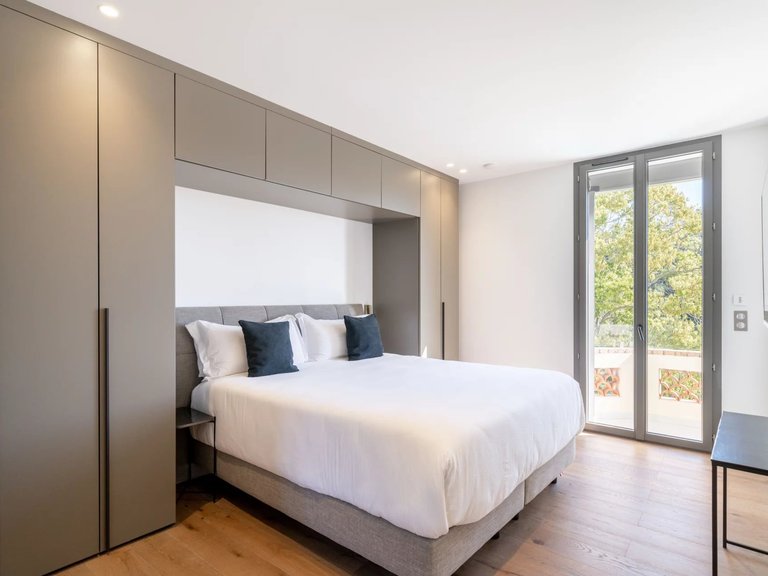 Villa for Sale in Cannes, Cannes Area 12