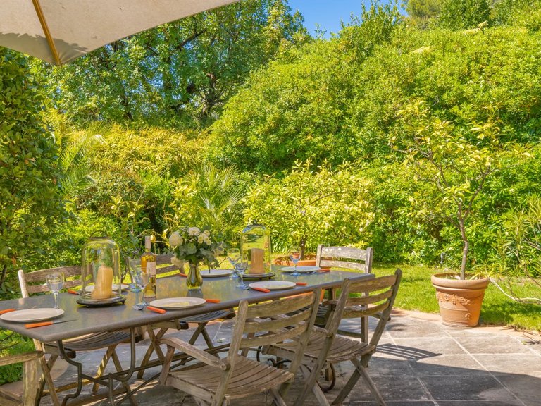 Villa for Sale in Cannes, Cannes Area 15