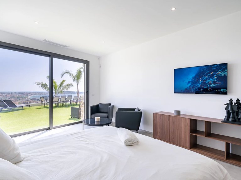 Villa for Sale in Le Golfe Juan, Antibes Area 15