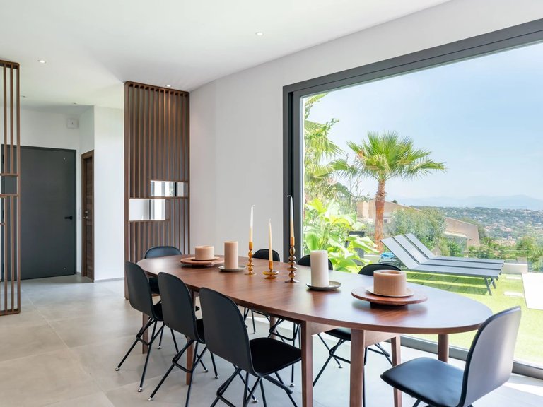 Villa for Sale in Le Golfe Juan, Antibes Area 4