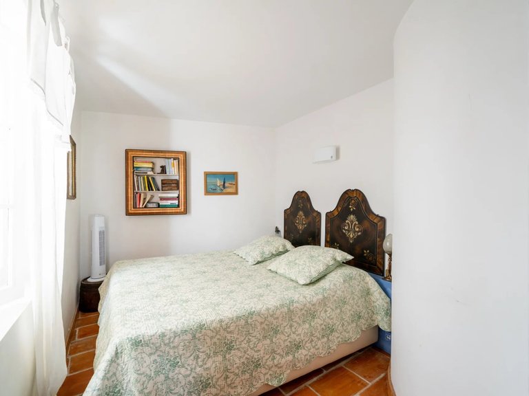 Villa for Sale in Cannes, Cannes Area 19