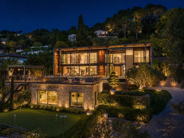 Villa for Sale in Le Cannet, Cannes Area 2
