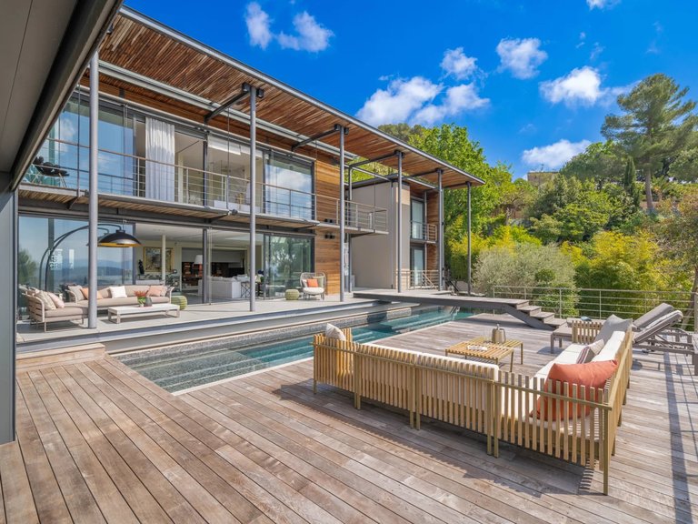 Villa for Sale in Le Cannet, Cannes Area 6