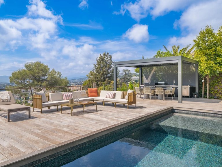 Villa for Sale in Le Cannet, Cannes Area 8