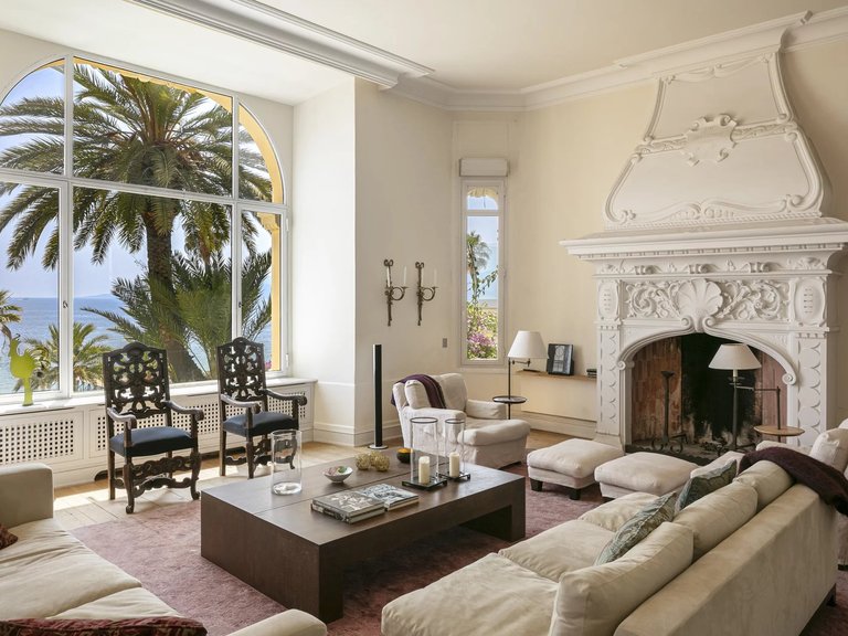 Villa for Sale in Cannes, Cannes Area 12