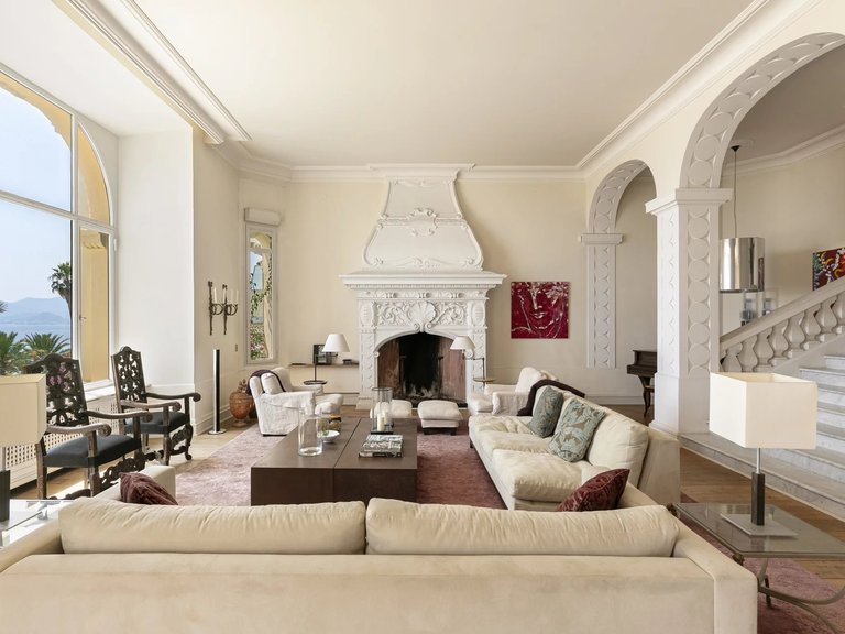 Villa for Sale in Cannes, Cannes Area 9