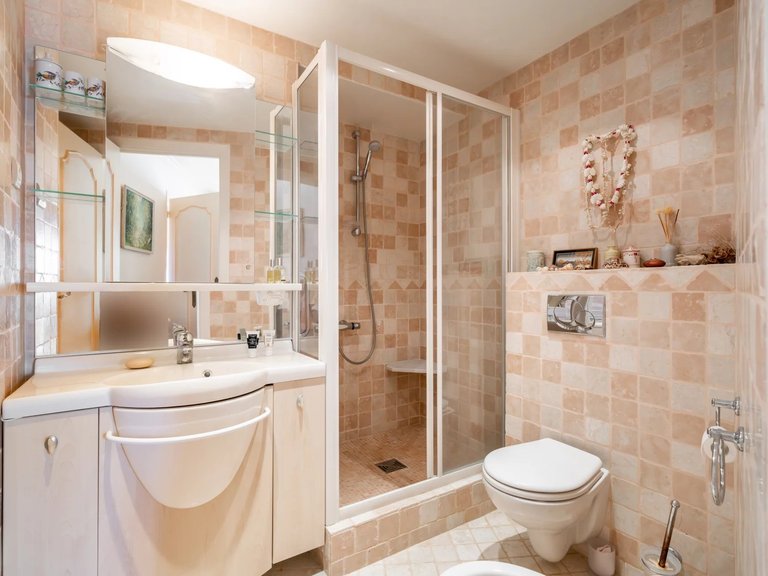 Apartment for Sale in Cannes, Cannes Area 9