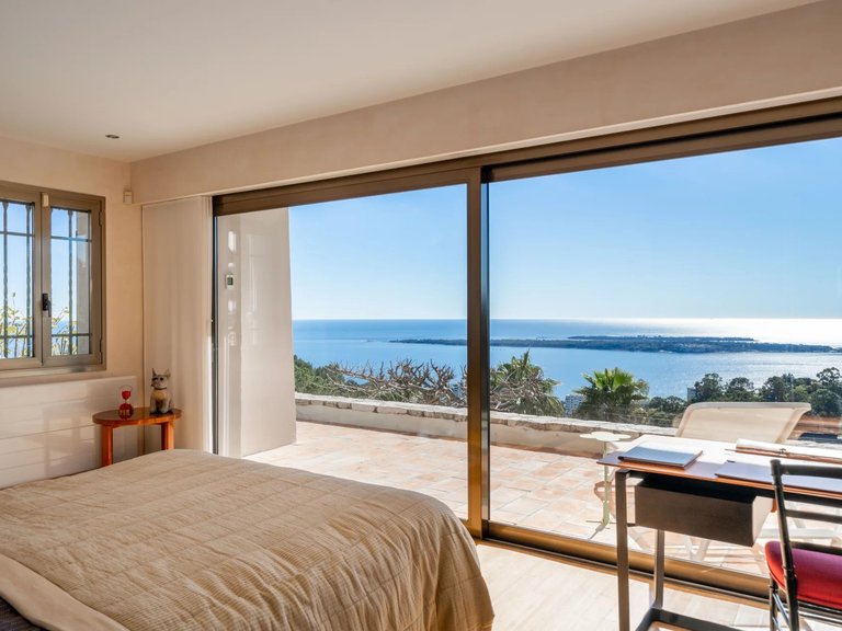 Villa for Sale in Cannes, Cannes Area 5
