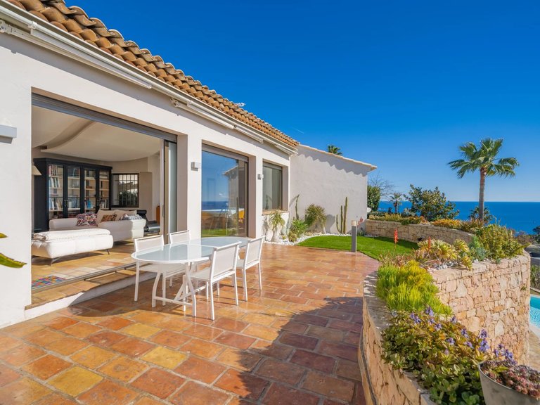 Villa for Sale in Cannes, Cannes Area 6