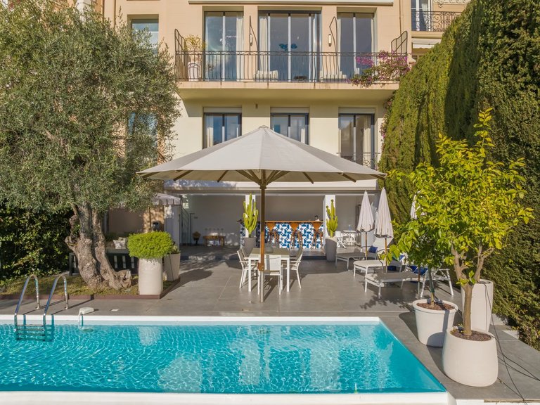 Villa for Sale in Le Cannet, Cannes Area 20