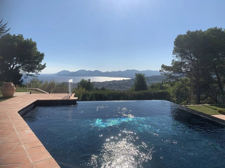 Villa for Sale in Cannes, Cannes Area 4