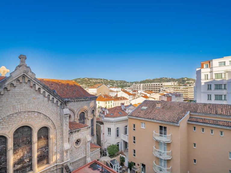 Apartment for Sale in Cannes, Cannes Area 8