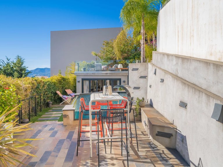 Villa for Sale in Cannes, Cannes Area 4