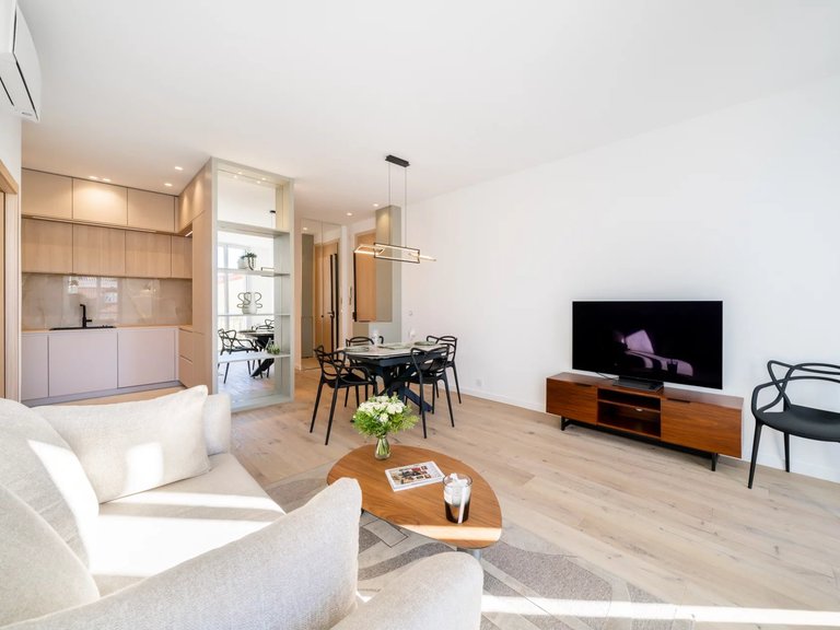 Apartment for Sale in Cannes, Cannes Area 6