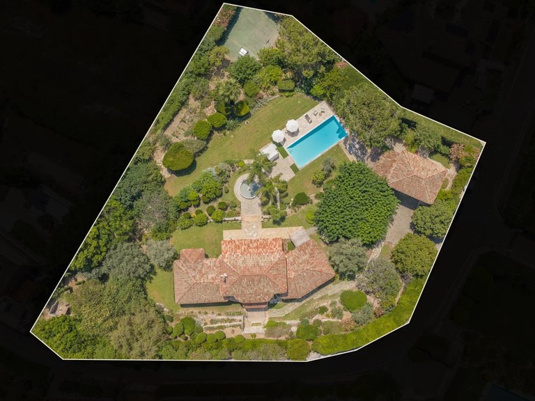 Villa for Sale in Antibes, Antibes Area 16