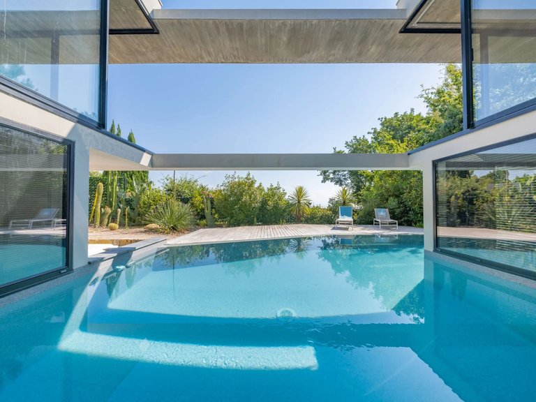 Villa for Sale in Cannes, Cannes Area 14