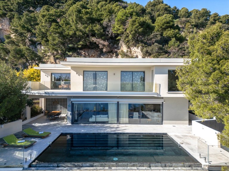 Villa for Sale in Villefranche Sur Mer, Villefranche, Cap Ferrat Area 1