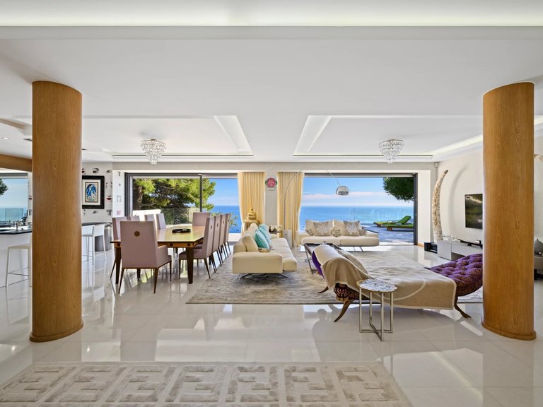 Villa for Sale in Villefranche Sur Mer, Villefranche, Cap Ferrat Area 11