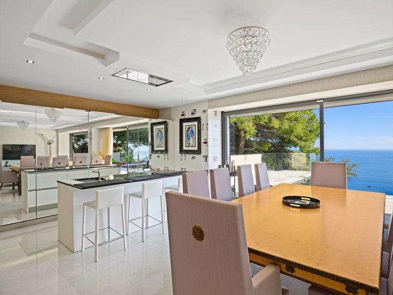 Villa for Sale in Villefranche Sur Mer, Villefranche, Cap Ferrat Area 13