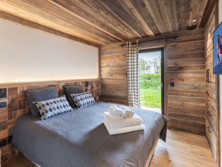 Villa for Sale in Combloux, Megeve 6