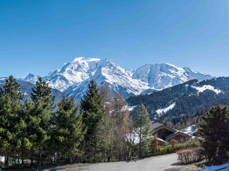 Villa for Sale in St Gervais, Chamonix / St Gervais 7