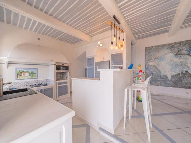 Villa for Sale in Grasse, Mougins, Valbonne, Grasse Area 11