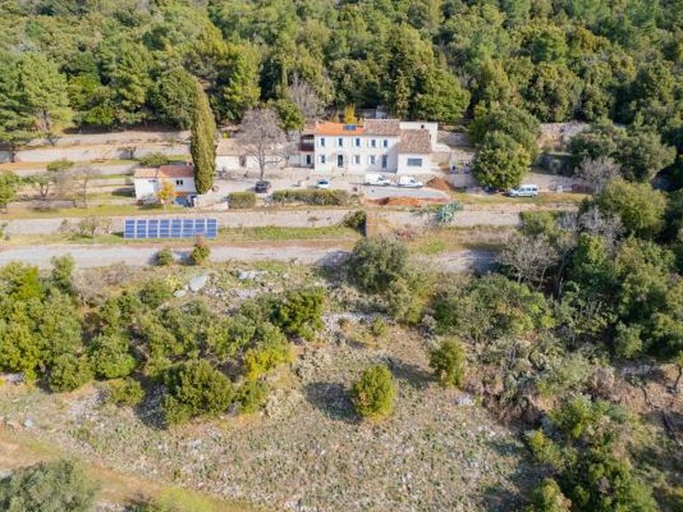 Villa for Sale in Grasse, Mougins, Valbonne, Grasse Area 15