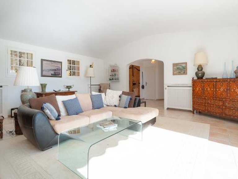 Villa for Sale in Roquefort Les Pins, Mougins, Valbonne, Grasse Area 3