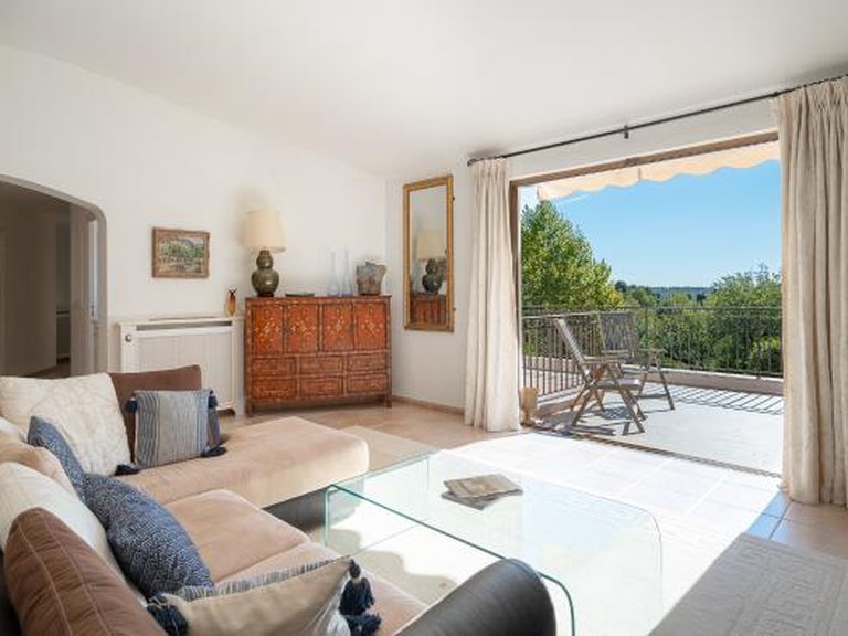 Villa for Sale in Roquefort Les Pins, Mougins, Valbonne, Grasse Area 11