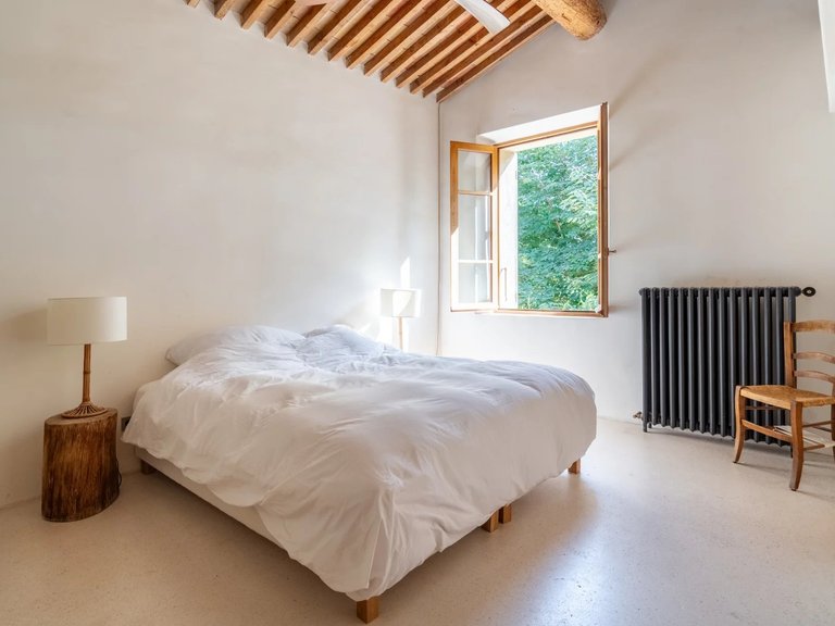 Villa for Sale in , Aix En Provence Area 12