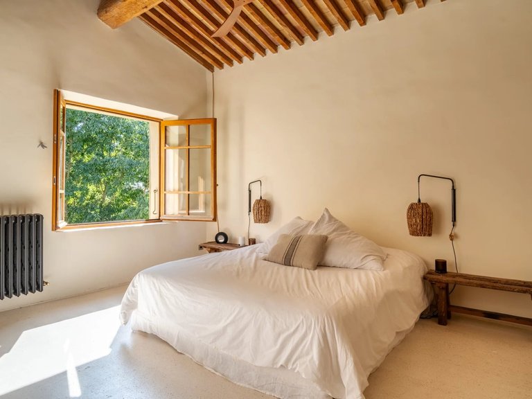 Villa for Sale in , Aix En Provence Area 15