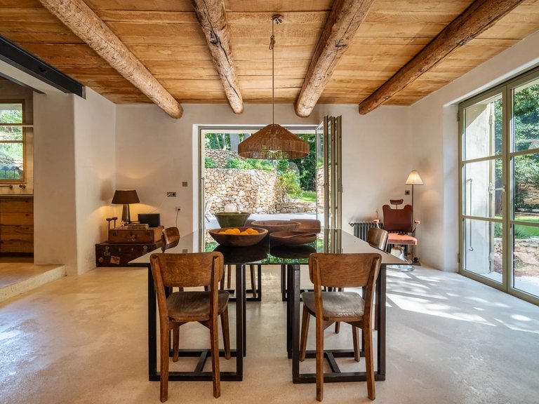 Villa for Sale in , Aix En Provence Area 5