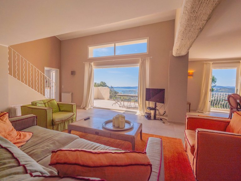 Villa for Sale in Les Issambres, St Raphaël, Ste Maxime Area 6