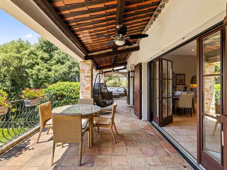 Villa for Sale in Cannes, Cannes Area 6