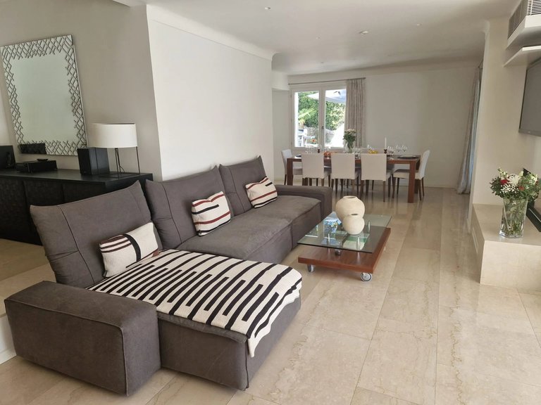 Villa for Sale in Saint Tropez, St. Tropez, Grimaud Area 6