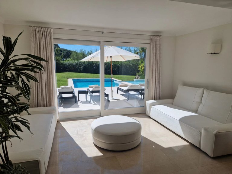 Villa for Sale in Saint Tropez, St. Tropez, Grimaud Area 7