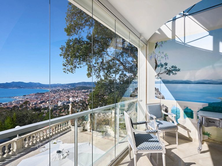 Villa for Sale in Cannes, Cannes Area 7
