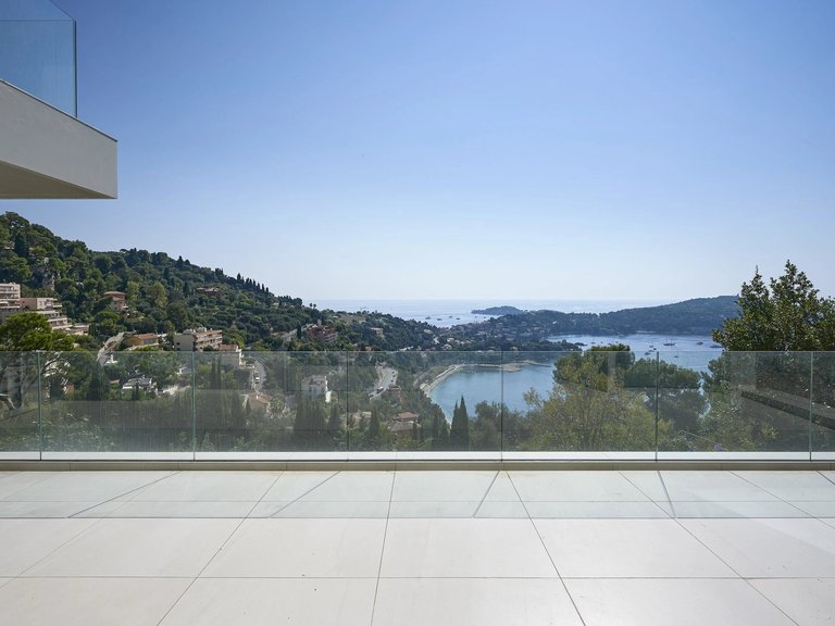 Villa for Sale in Villefranche Sur Mer, Villefranche, Cap Ferrat Area 3