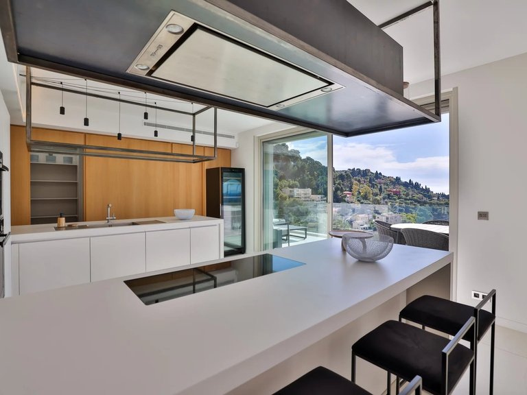 Villa for Sale in Villefranche Sur Mer, Villefranche, Cap Ferrat Area 7