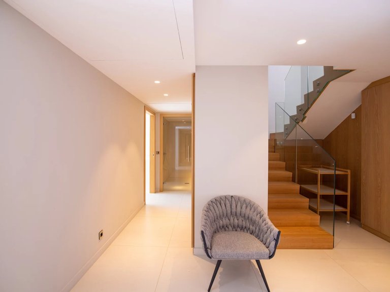 Villa for Sale in Villefranche Sur Mer, Villefranche, Cap Ferrat Area 17