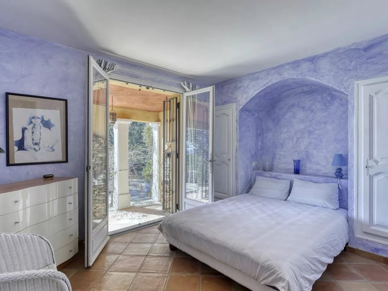 Villa for Sale in Cavalaire Sur Mer, Provence Coast (cassis To Cavalaire) 13