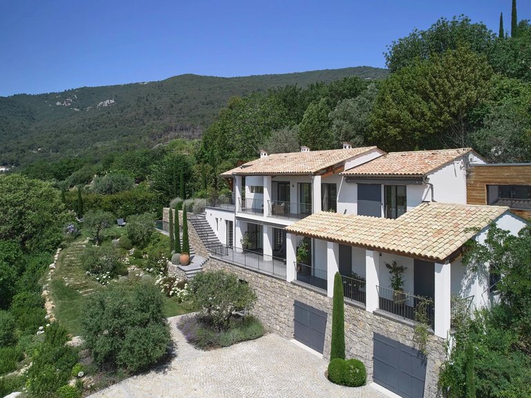 Villa for Sale in Fayence, Var Countryside (fayence, Lorgues, Cotignac) 14